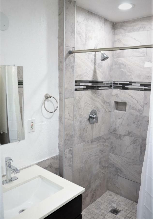 Welcome Inn Motel Montclair Bagian luar foto